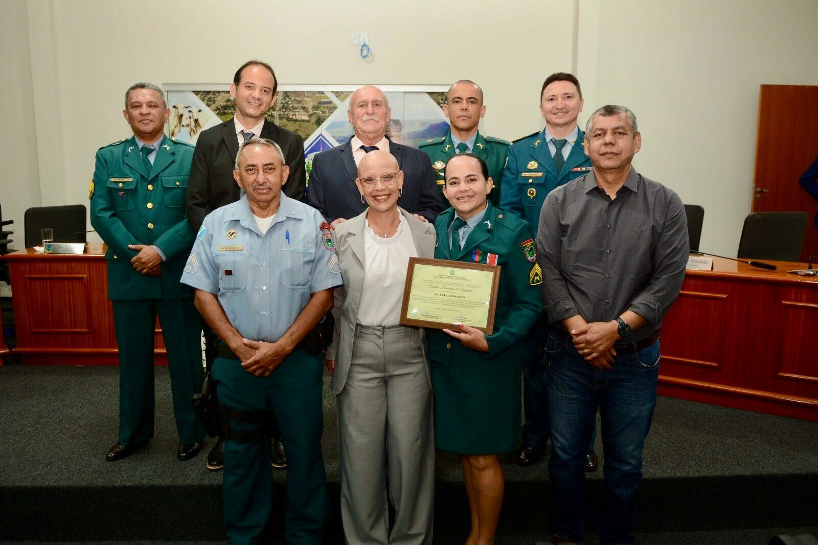 Imagem de compartilhamento para o artigo Sargento Joyce Barreto recebe Título de Cidadão Figueirãoense e destaca gratidão, compromisso e vínculo com a cidade da MS Todo dia